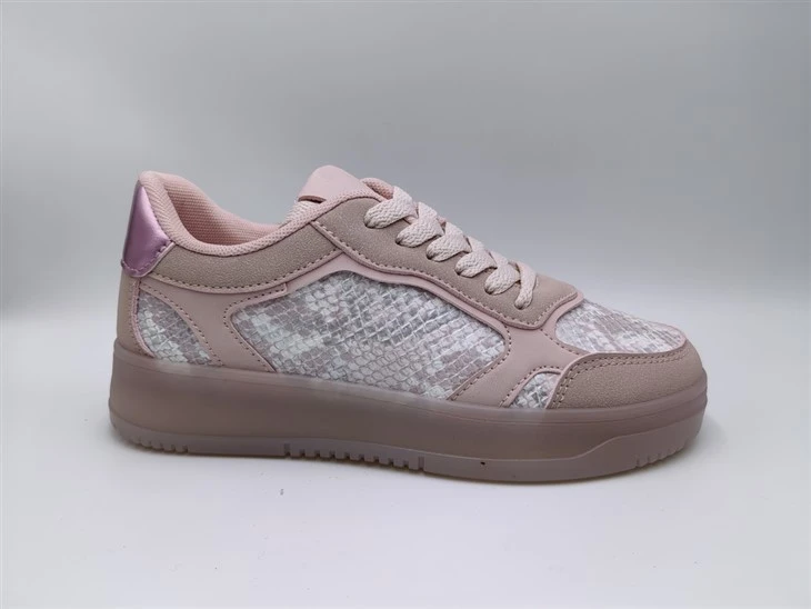 Low Sneaker