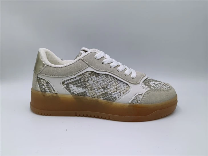 Low Sneaker
